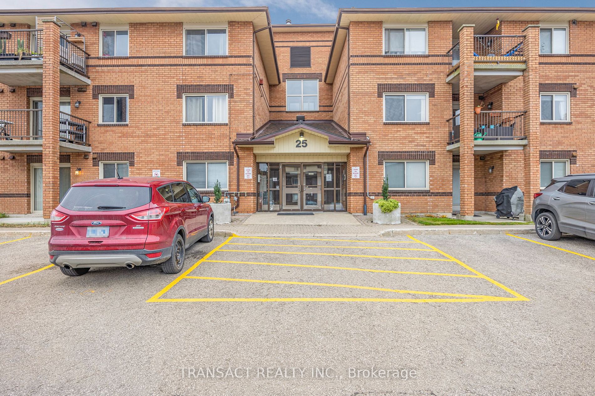 Apartment in Simcoe