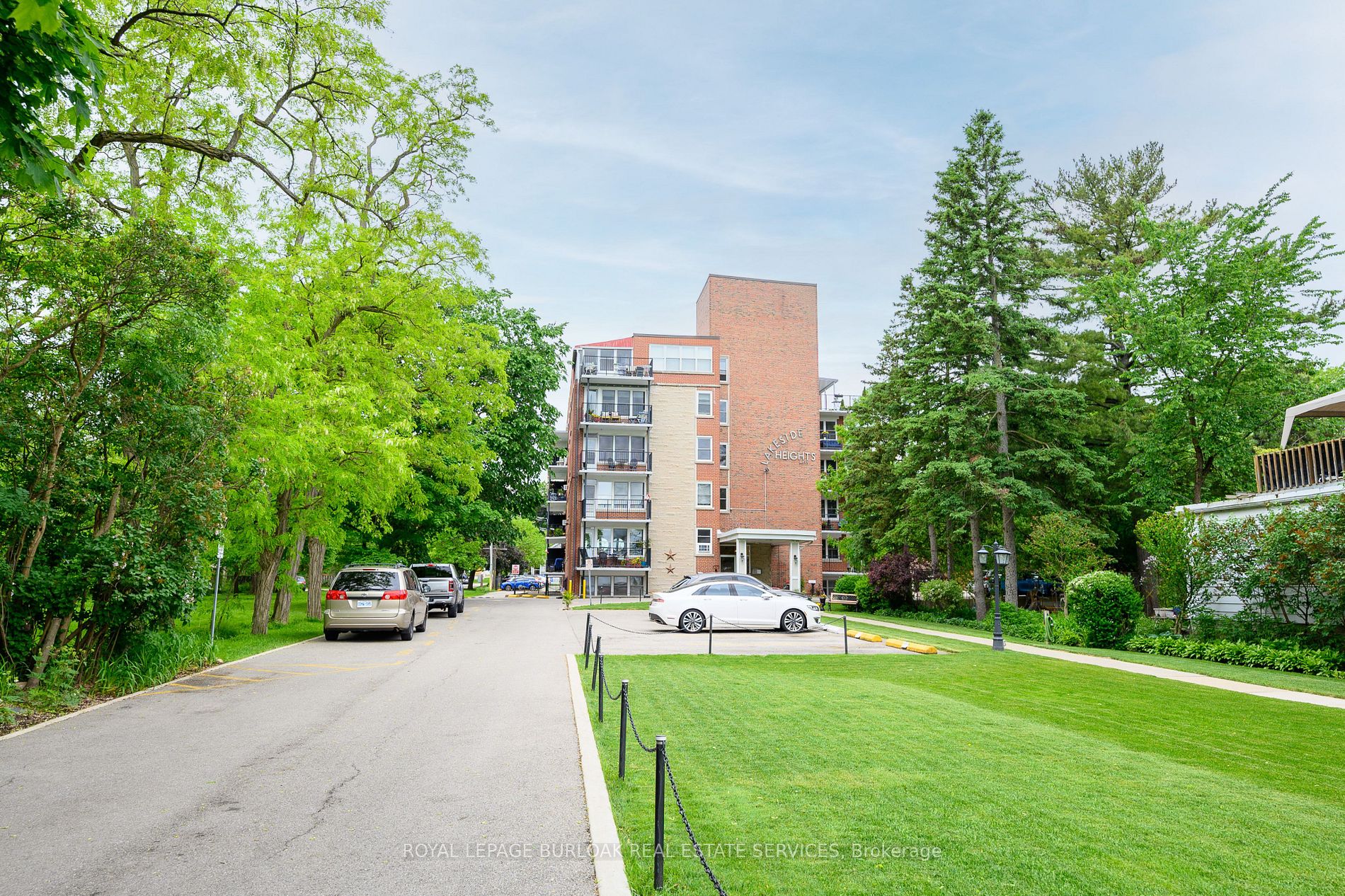 Apartment in Halton