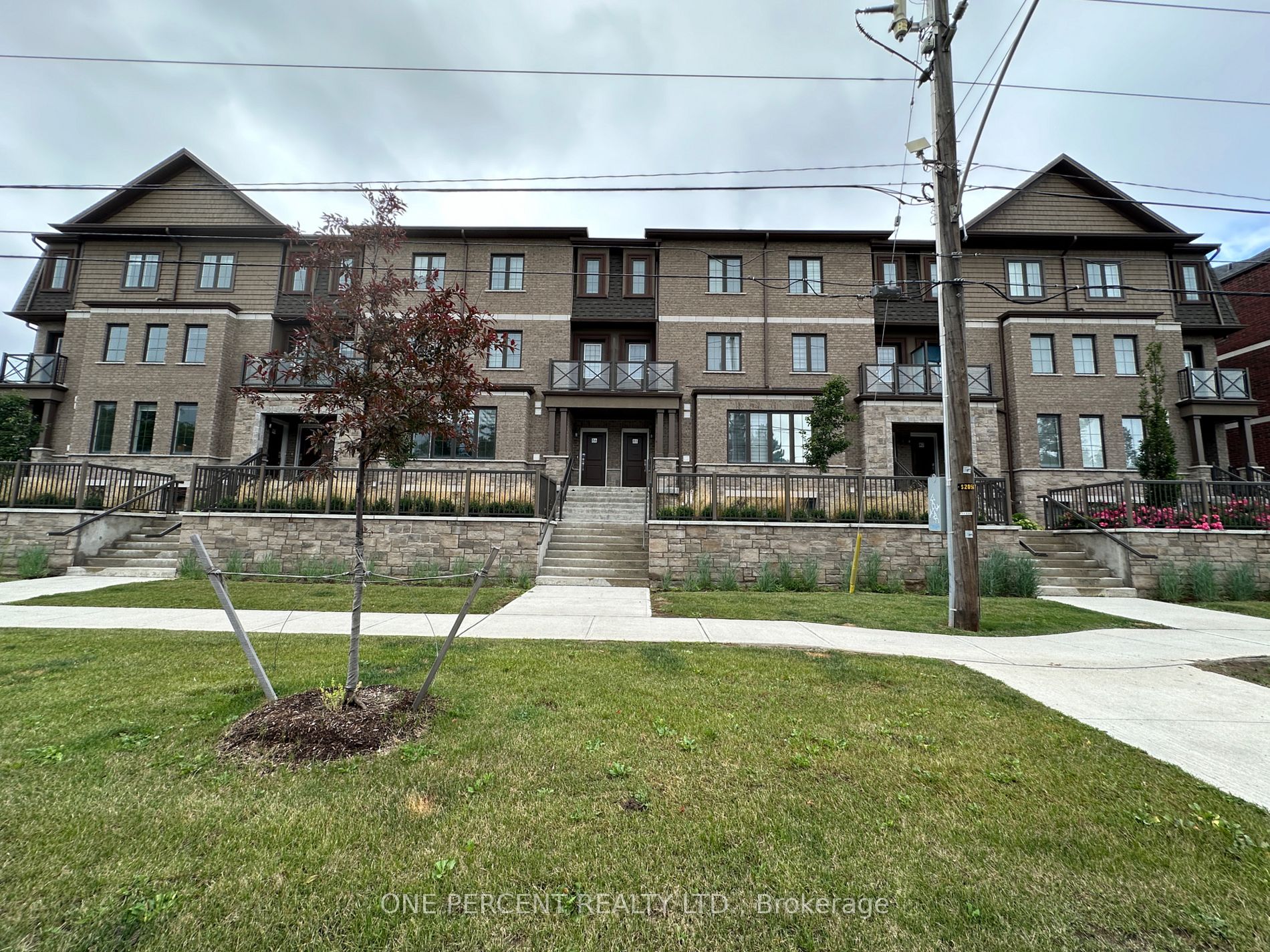 3-Storey in Halton