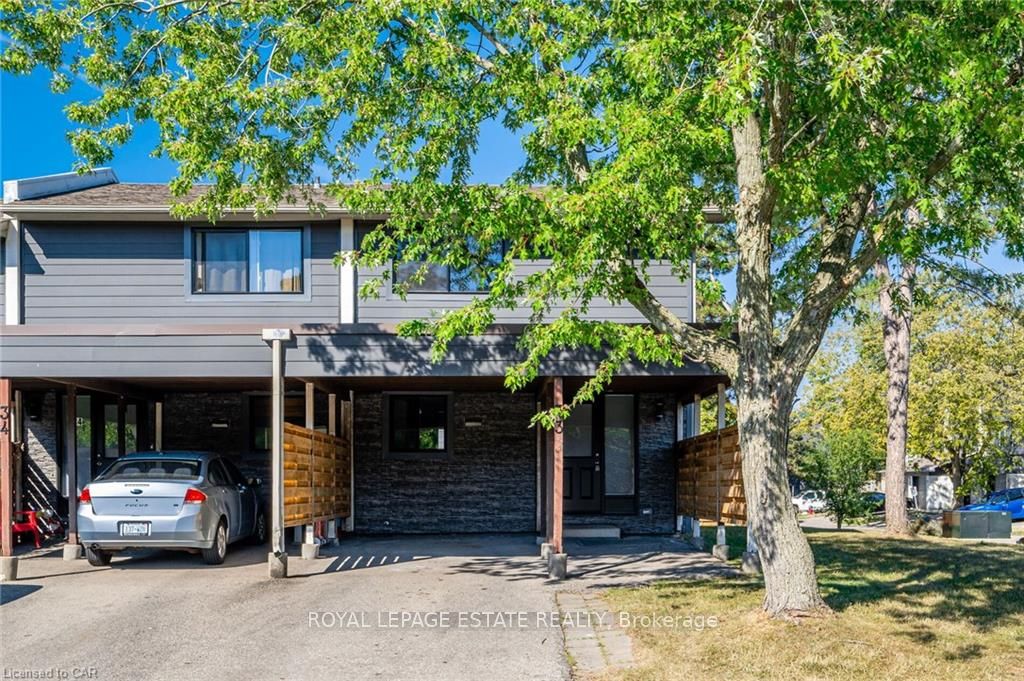 2-Storey in Waterloo