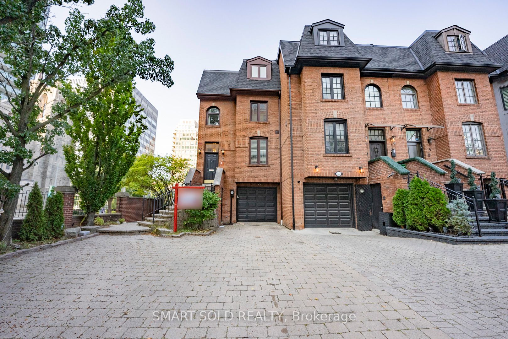 3-Storey in Toronto