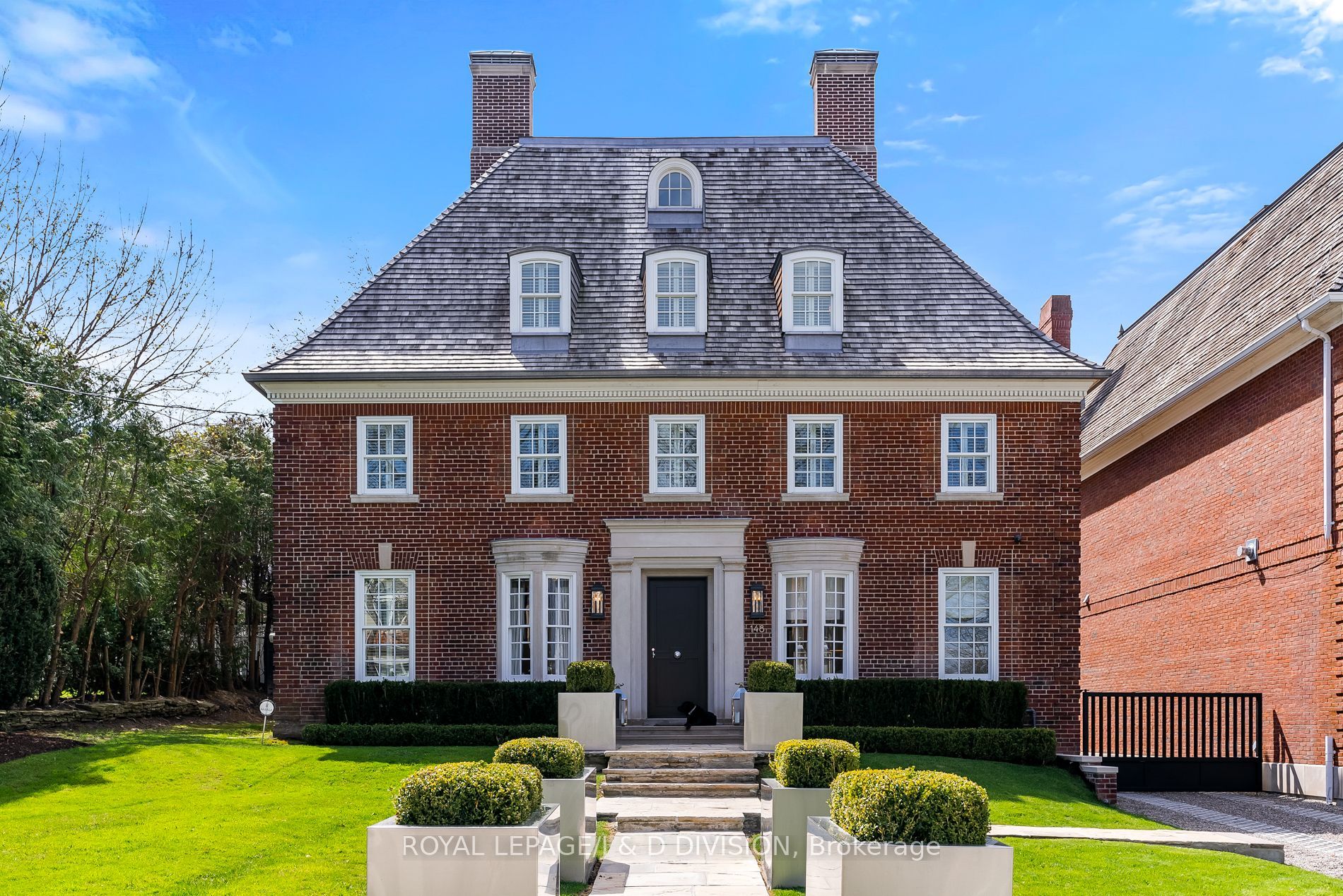3-Storey in Toronto