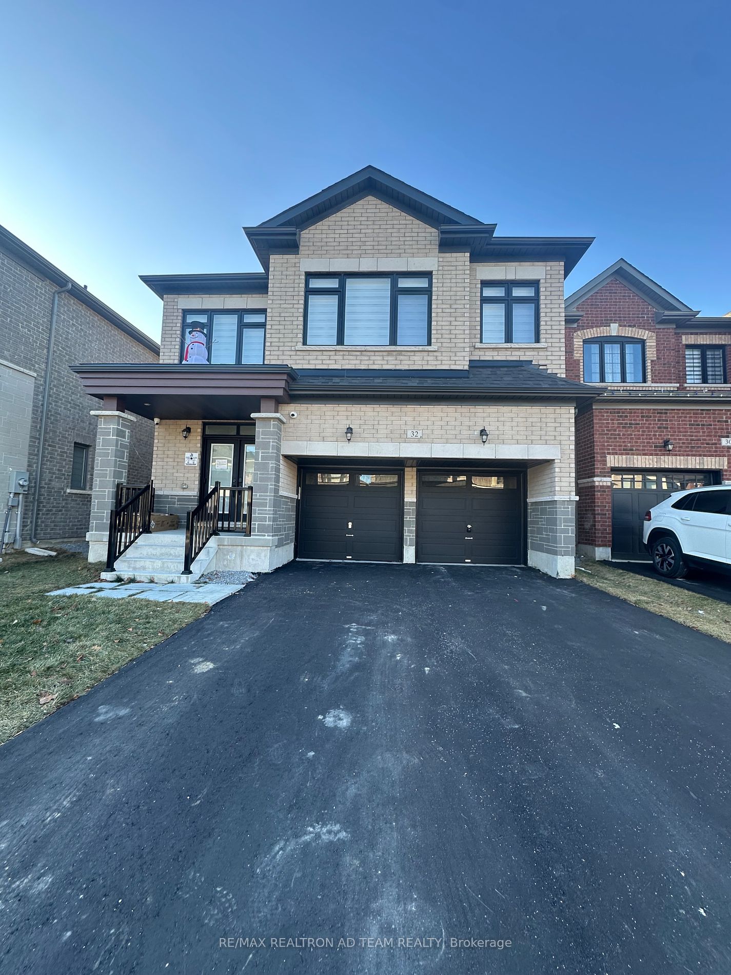 2-Storey in Durham