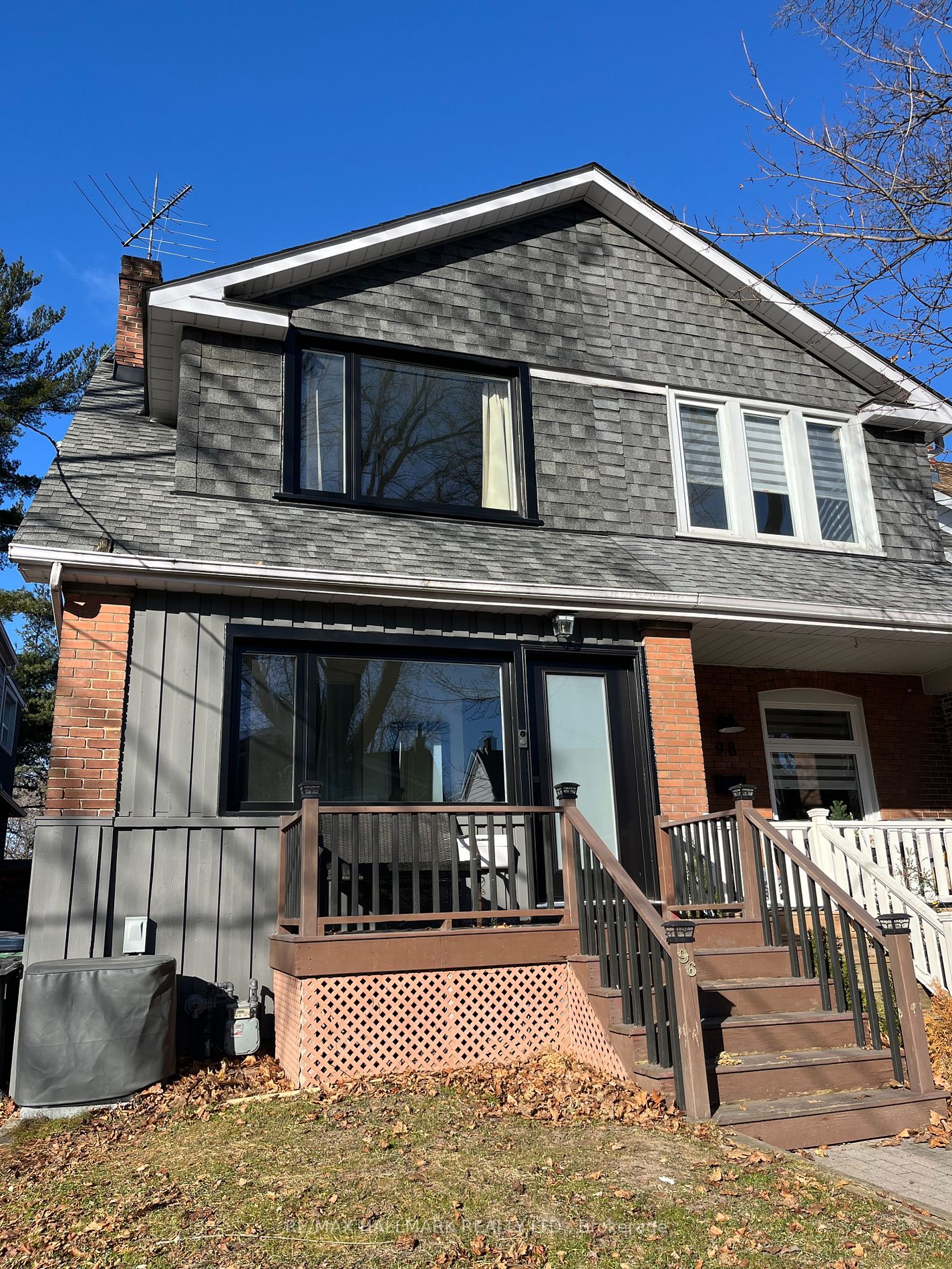 2-Storey in Toronto