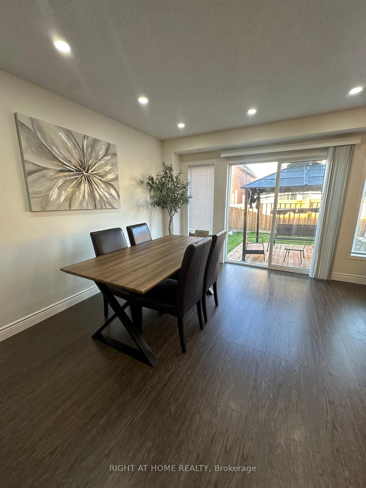 2-Storey in Durham