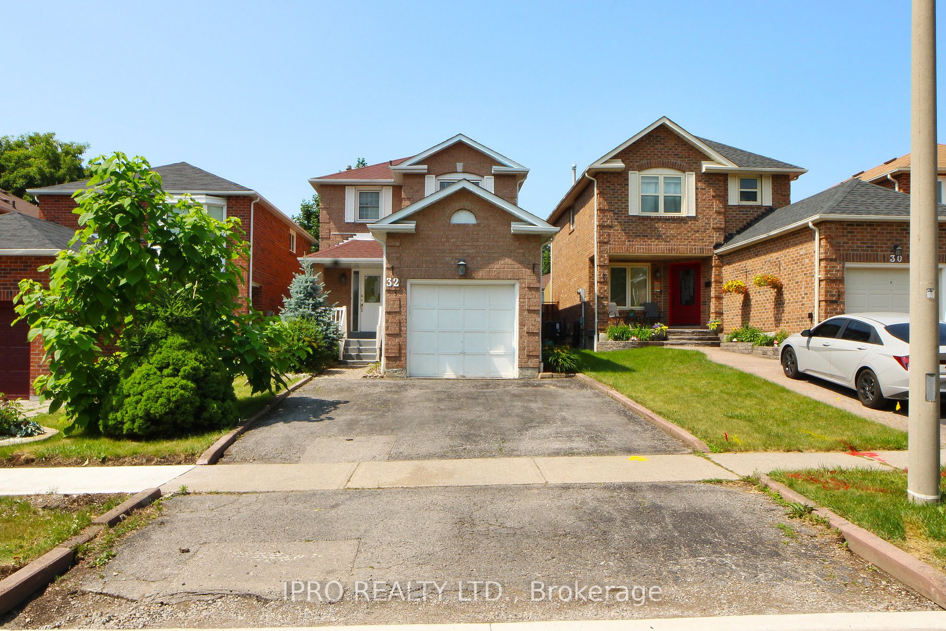 2-Storey in Durham