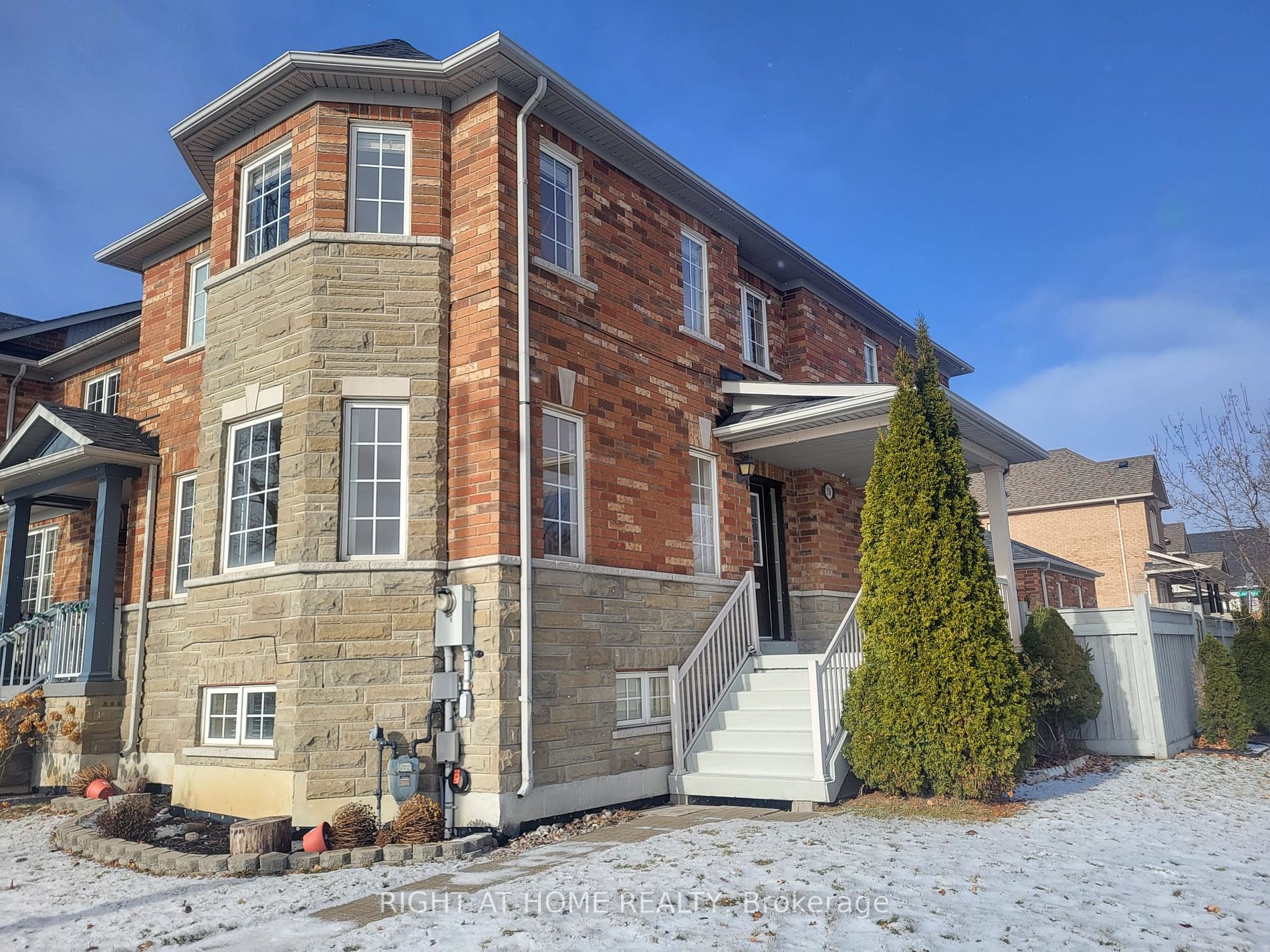 2-Storey in York