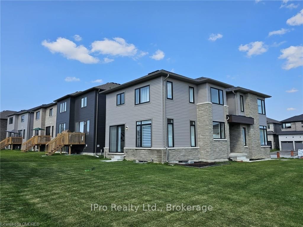2-Storey in Simcoe