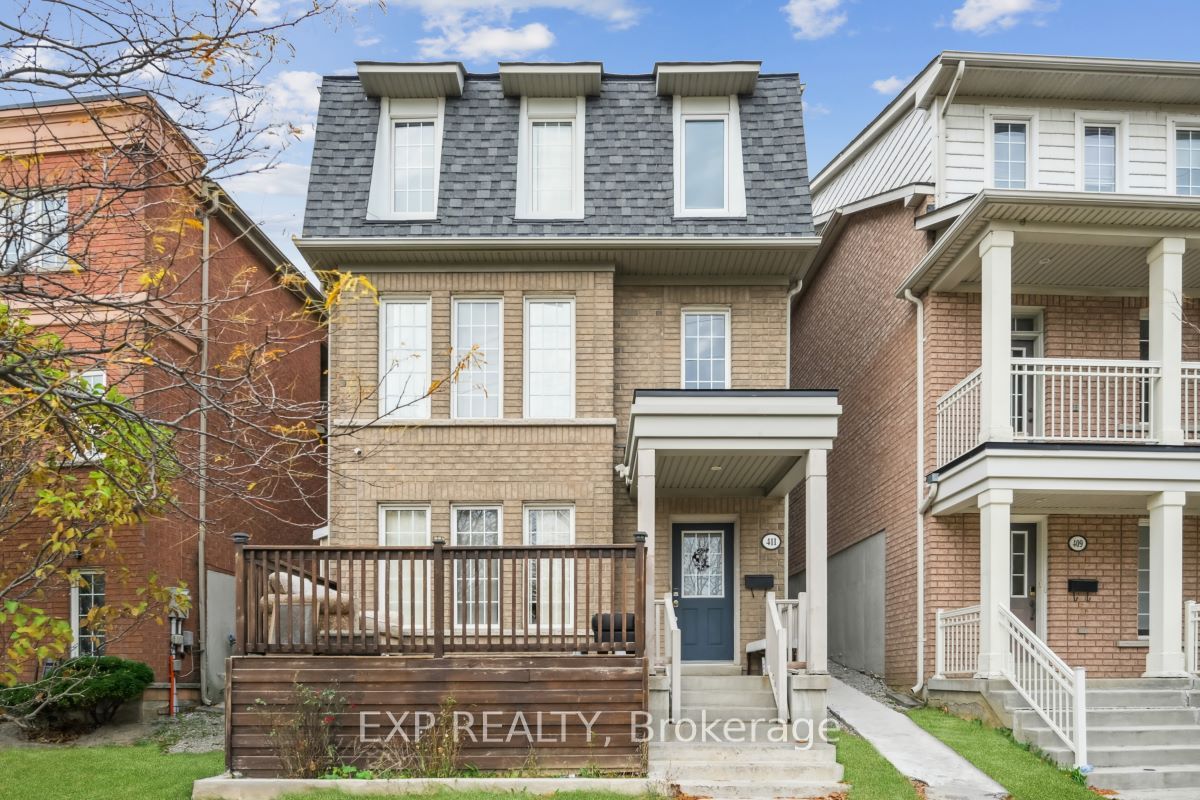 2-Storey in Toronto