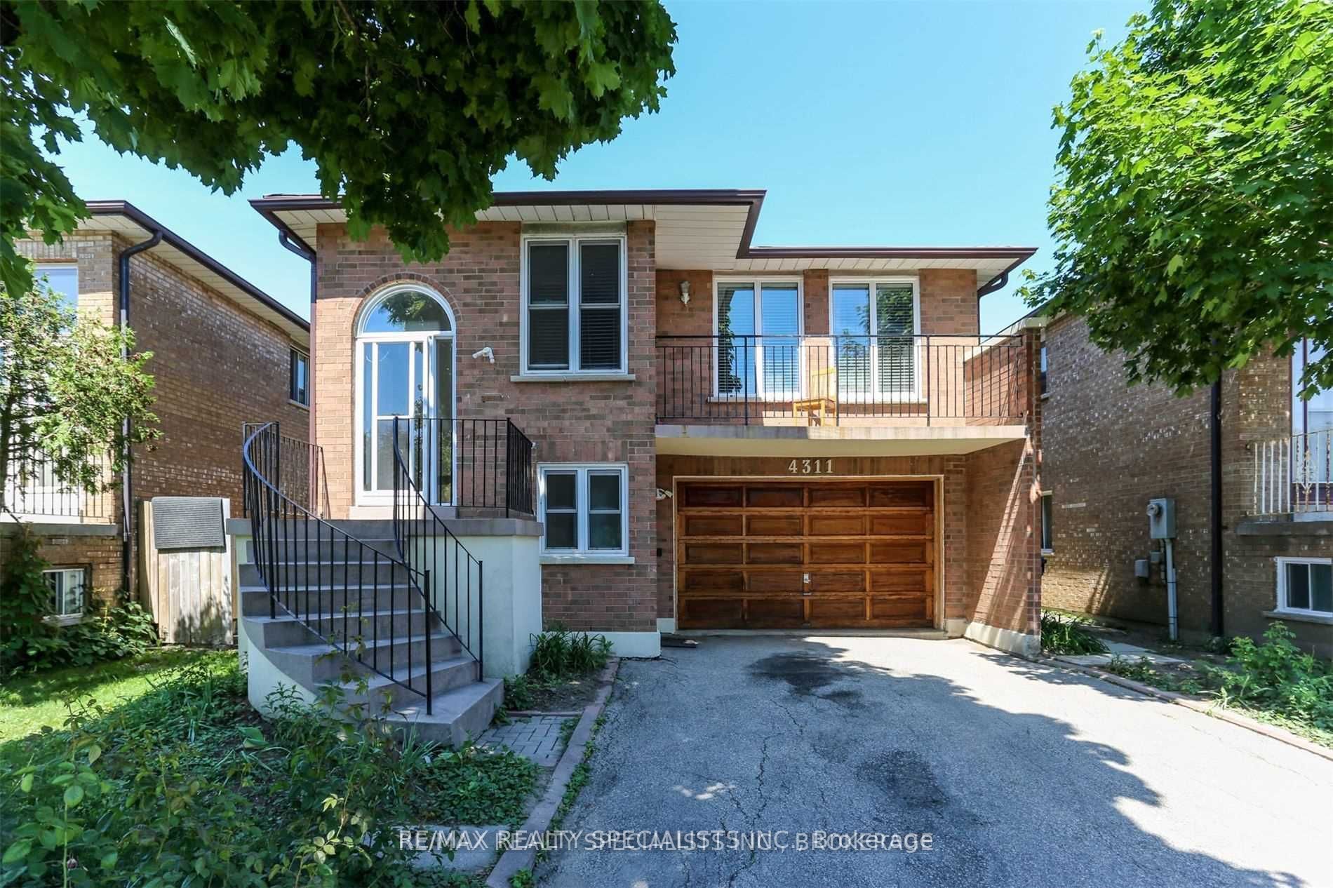 Bungalow-Raised in Peel