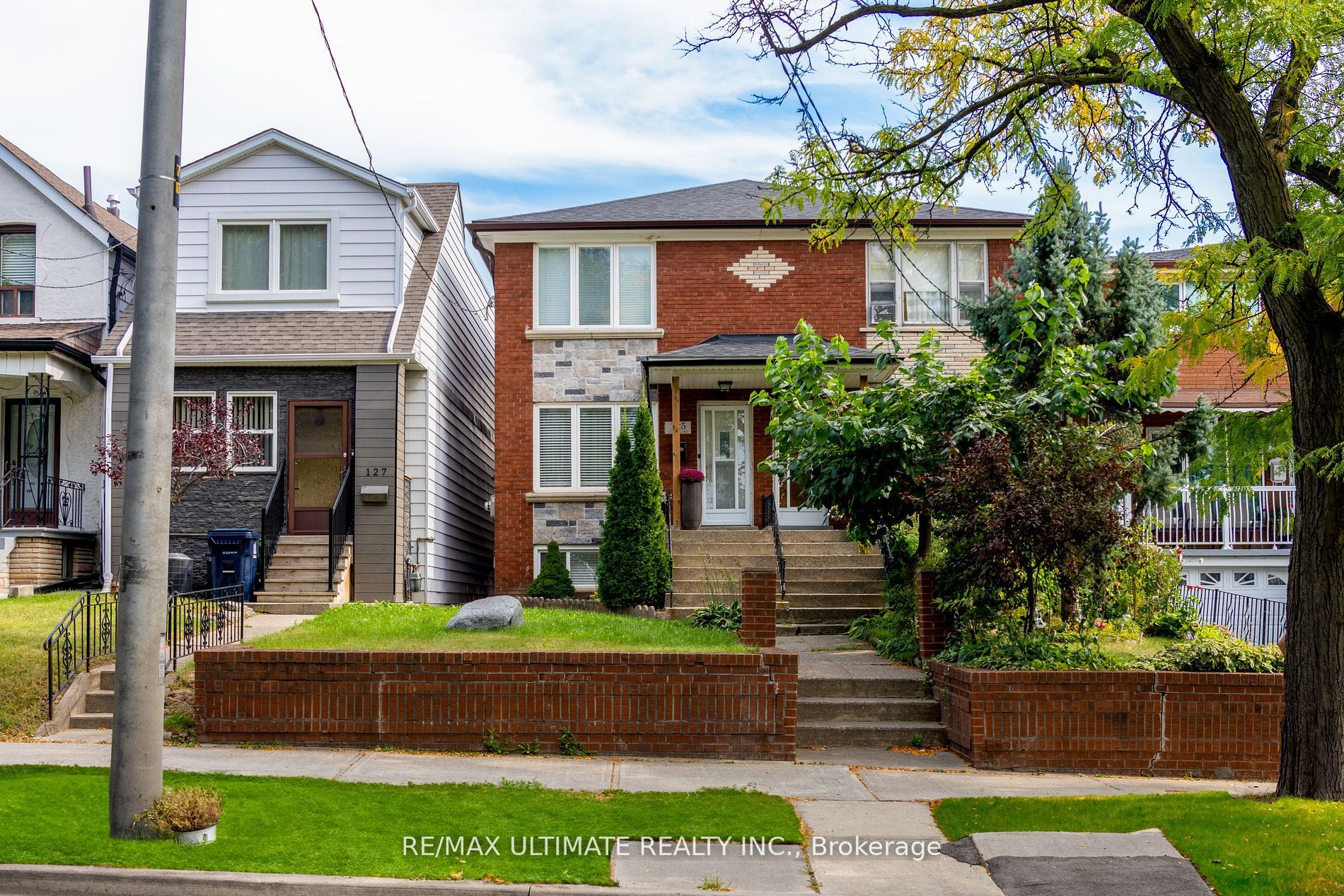 2-Storey in Toronto