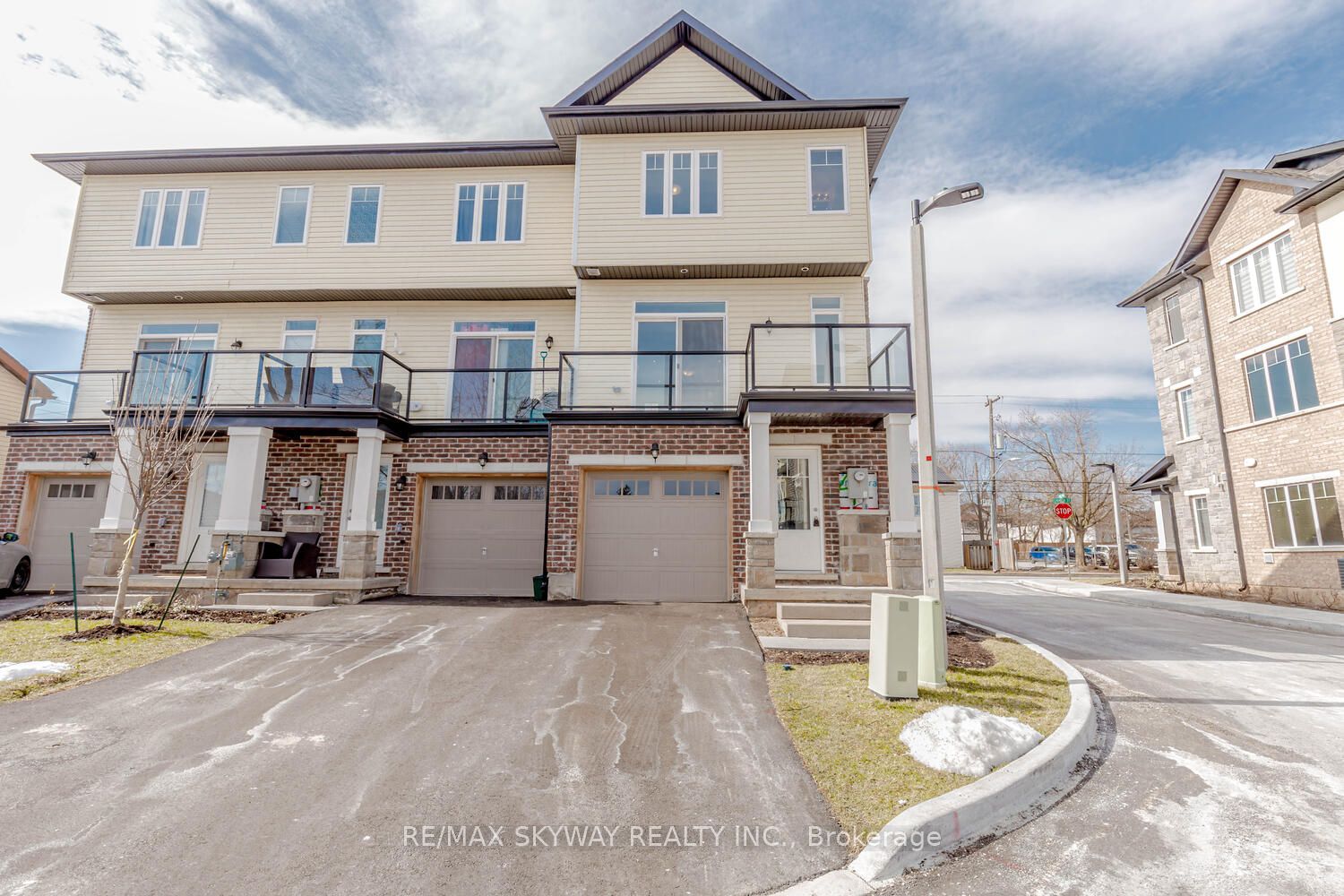 3-Storey in Halton