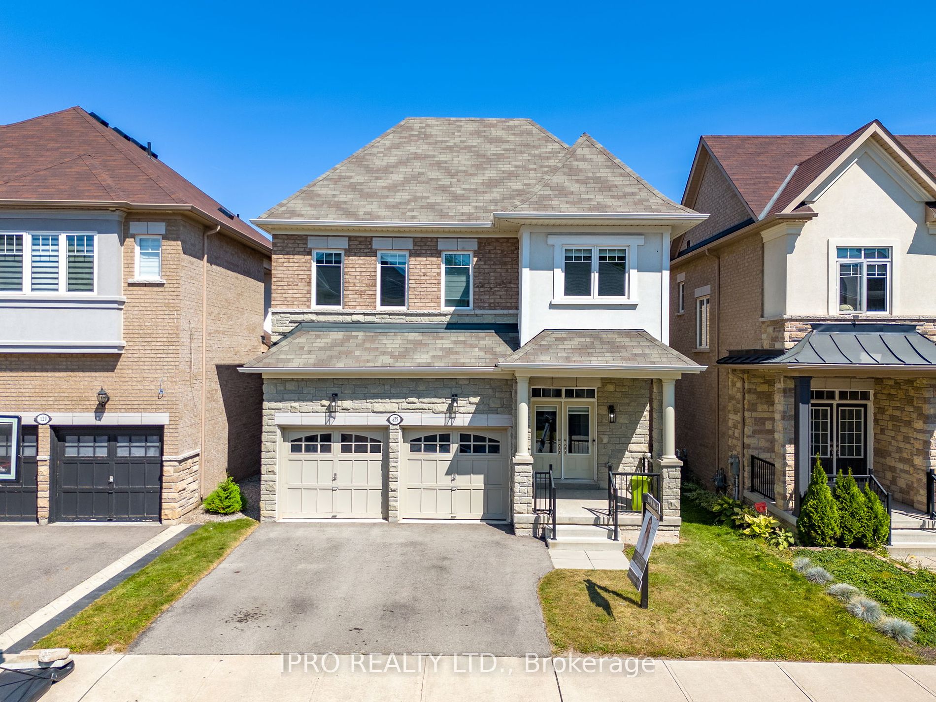 2-Storey in Halton