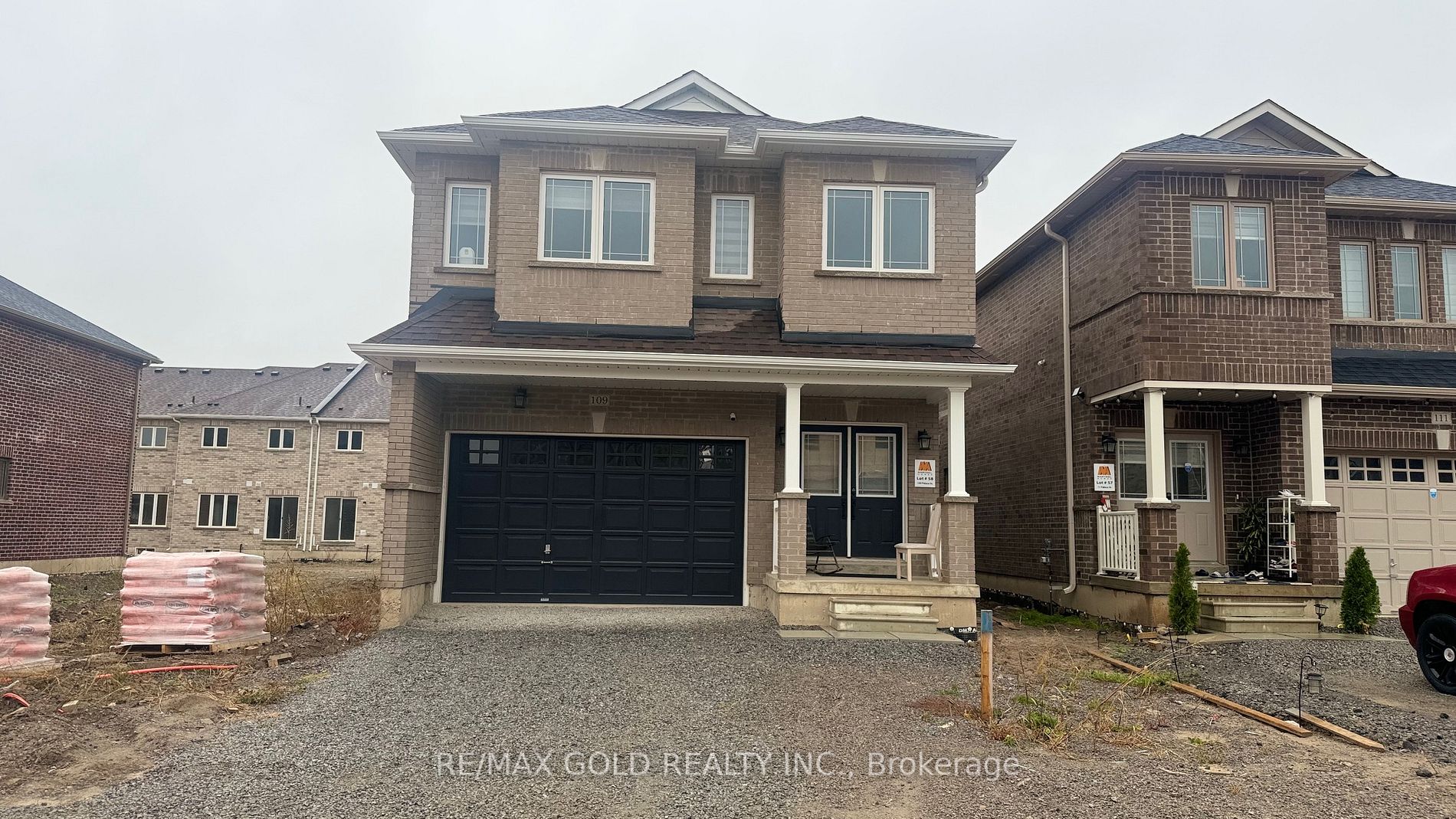 2-Storey in Niagara