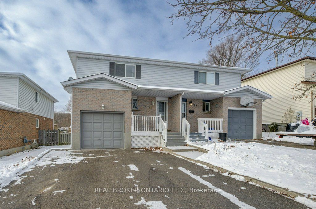 2-Storey in Waterloo