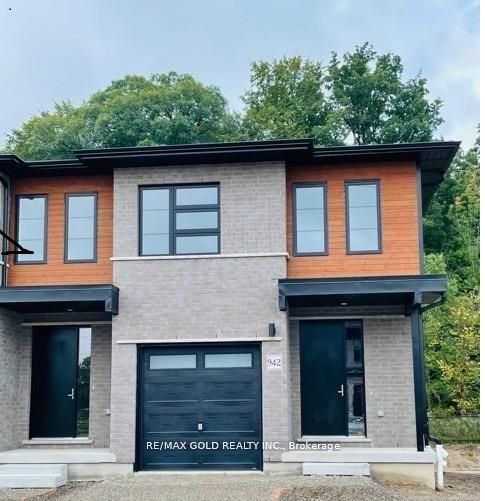 2-Storey in Waterloo