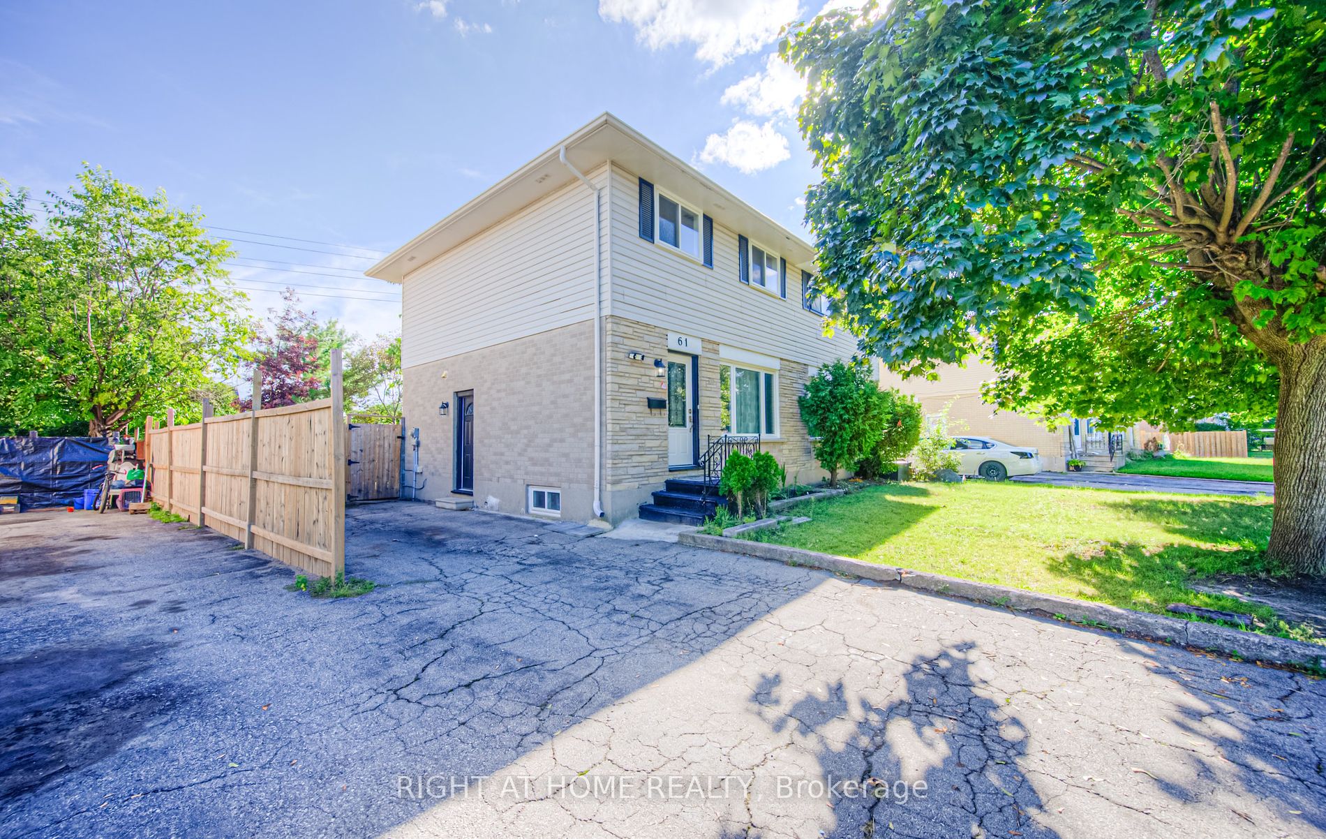 2-Storey in Waterloo